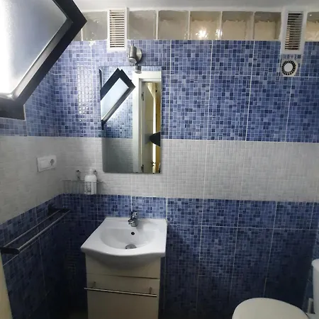 Carihuela Apartmán *
